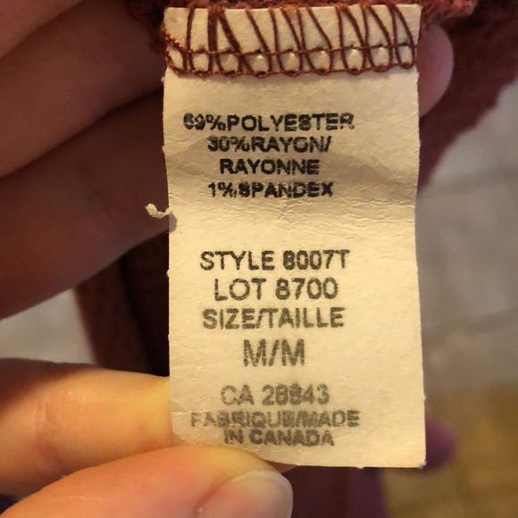 Dark blush pink knit top Made in Canada 🇨🇦 - Picture 3 of 3